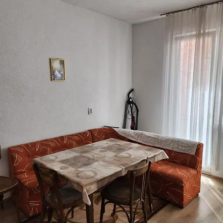 בית הארחה Lachevi