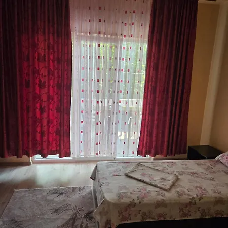 בית הארחה Lachevi סנדנסקי